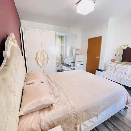 Tyrol Golden Alps Mountain View& Free Underground Parking *