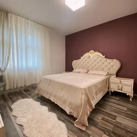 아파트 Tyrol Golden Alps Mountain View& Free Underground Parking *