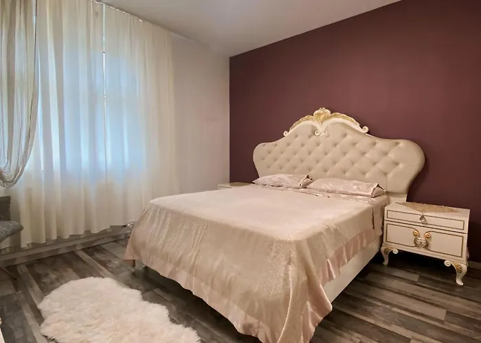 Lägenhet Tyrol Golden Alps Mountain View& Free Underground Parking *