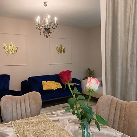 Tyrol Golden Alps Mountain View& Free Underground Parking Apartmán Innsbruck